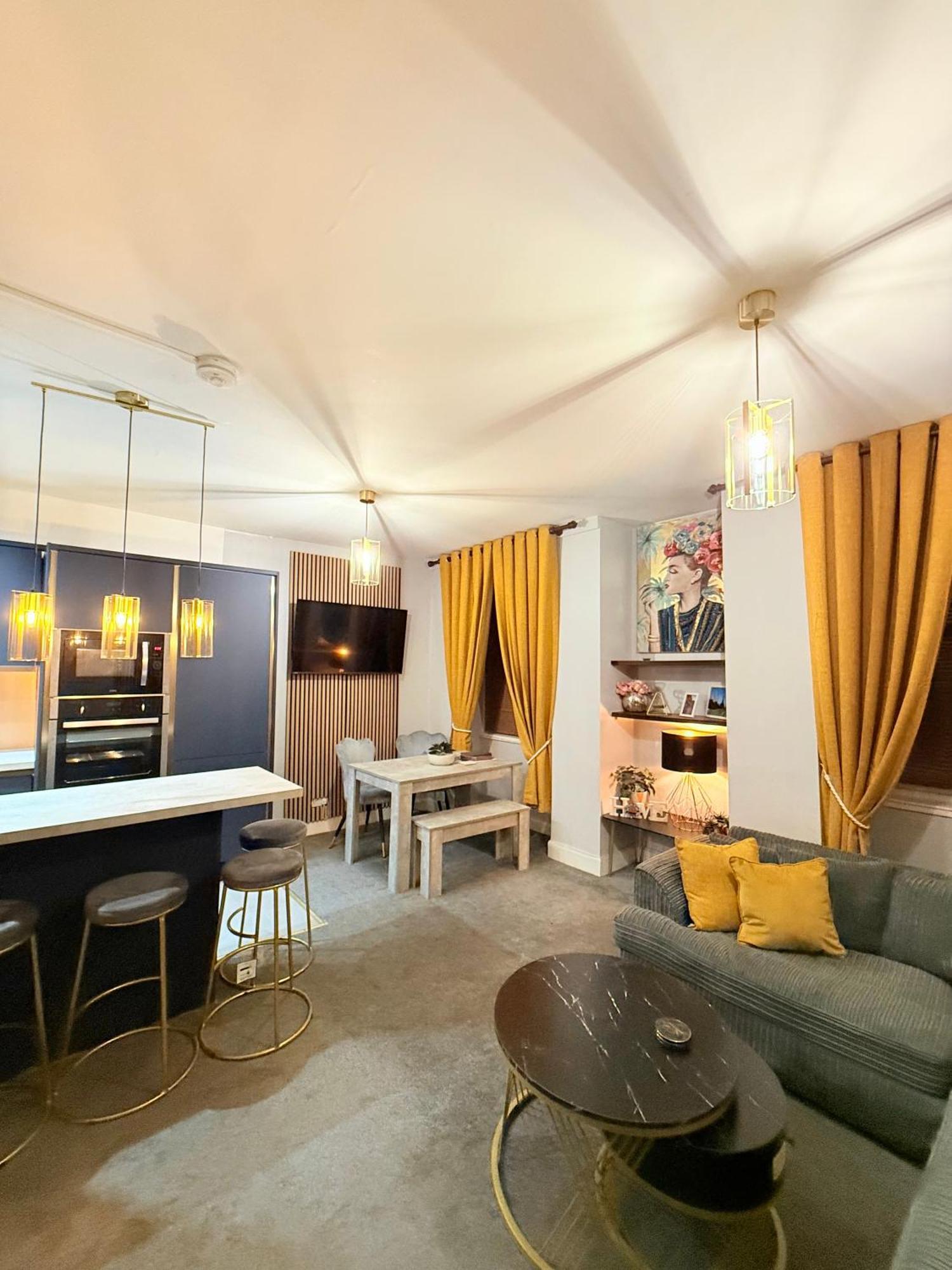 Two Bedroom Apartment-Central Edinburgh-Old Town-Licensed Luaran gambar
